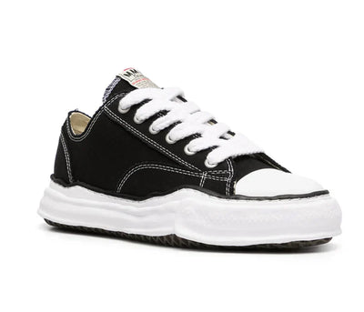 Gu¨ªbts Low-Top Sneaker